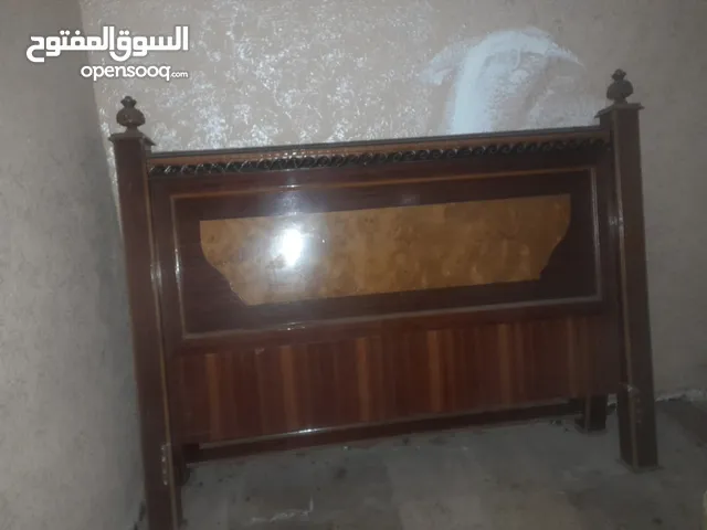 تخت مجوز للبيع بدون مفارش والشرا ما بقصر معو