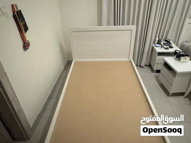 سرير نوم مستعمل