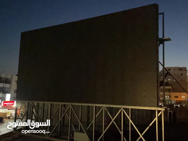 شاشة LED حجم 18 متر مربع للبيع – بحالة ممتازة