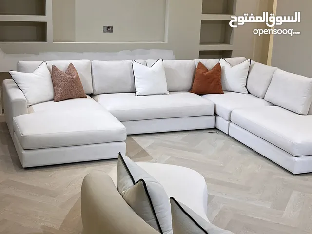 4 seater wonderful sofa available for sale brand new