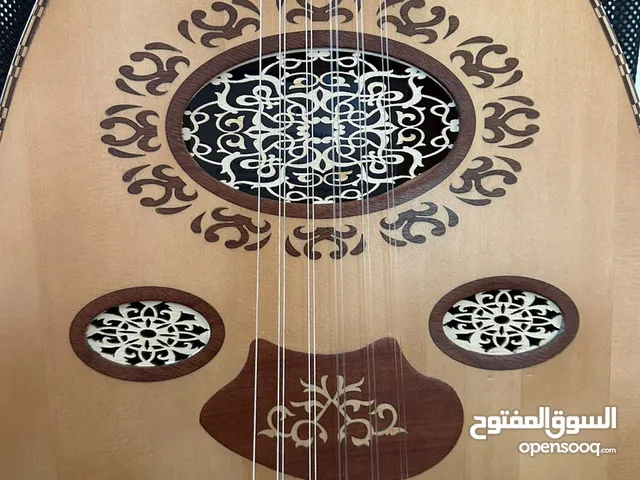 عود مصري صناعة جوهرة الفن