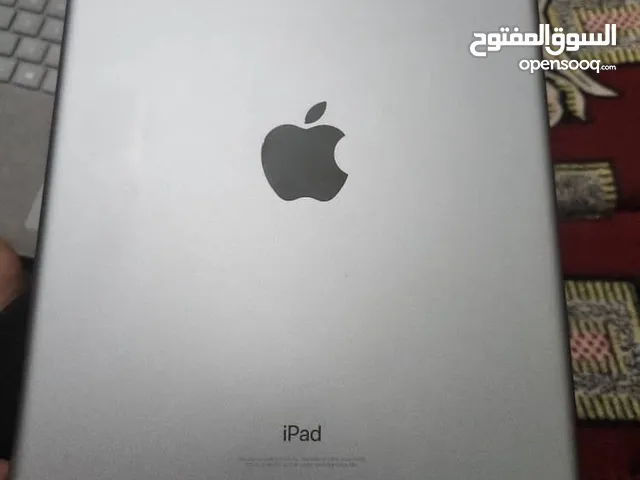 Apple iPad 5 128 GB in Sana'a