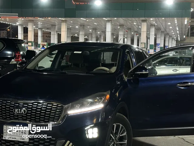 Used Kia Sorento in Basra