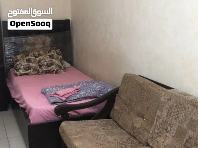 استديو فاخر مفروش للايجار للطلاب قرب الجامعة الاردنية دقيقة واحدة عن البوابة الشمالية