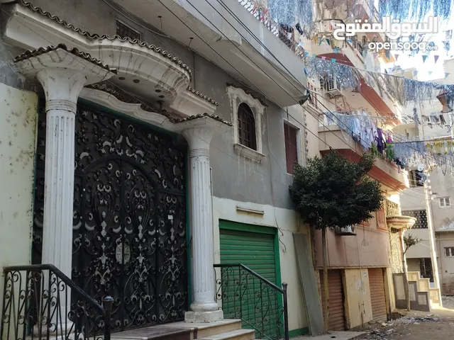 175 m2 More than 6 bedrooms Townhouse for Sale in Sharqia Kafr Saqr
