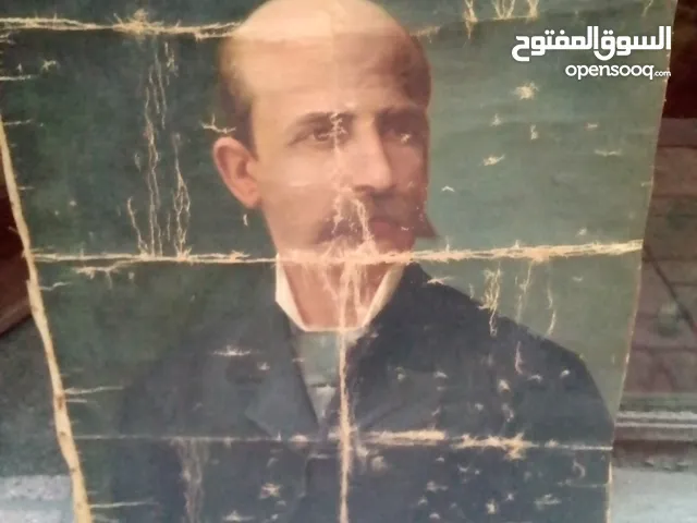 لوحة قديمة جدا