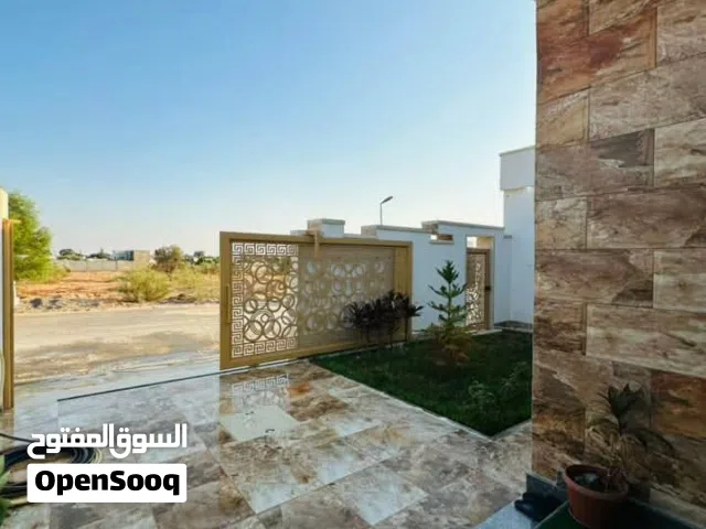 330 m2 2 Bedrooms Villa for Sale in Tripoli Al-Baesh