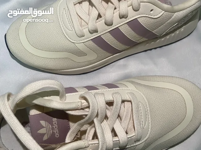 Beige Sport Shoes in Al Ain