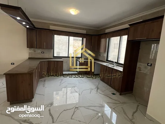 170 m2 3 Bedrooms Apartments for Rent in Amman Khalda