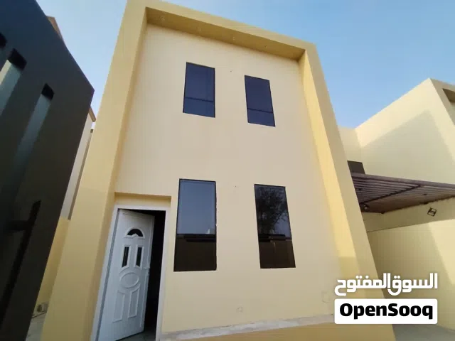 320 m2 5 Bedrooms Villa for Sale in Muscat Al Maabilah