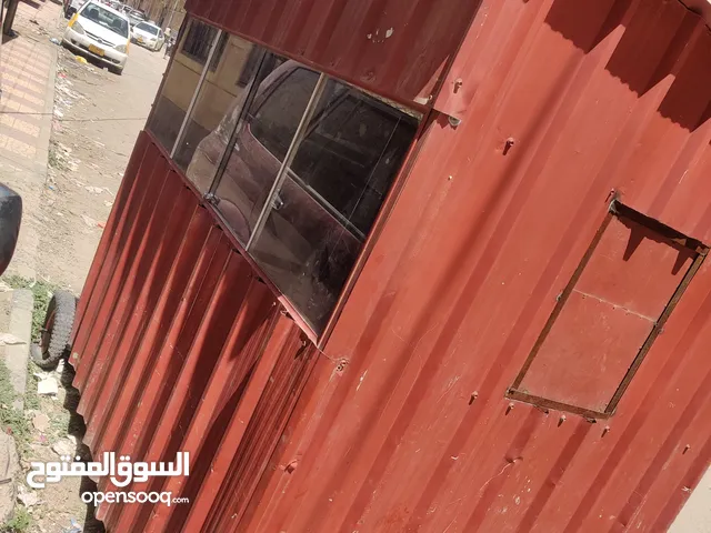 كشك متنقل للبيع بصنعاء جديد استخدام شهر فقط طول2متر عرض متر ونص