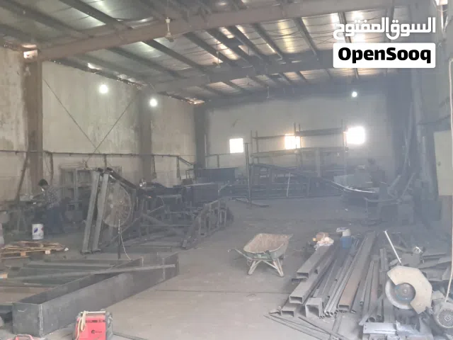 مصنع لاعمال الدعايه والاعلان والحدادة