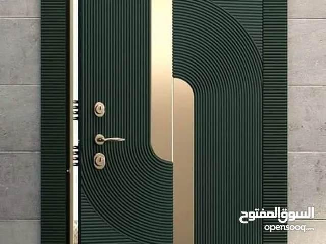 فني المونيوم فك وتركيب جميع الابواب والشبابيك و