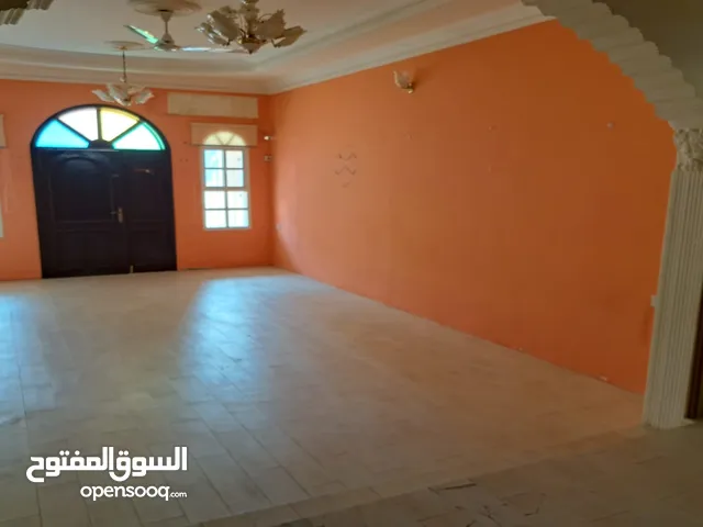 AMAZING BEAUTIFUL VILLA FOR RENT IN SANAD