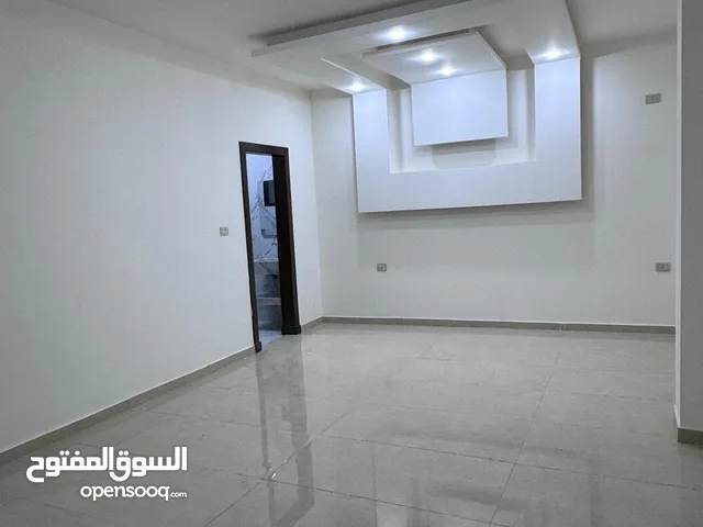 147 m2 4 Bedrooms Apartments for Sale in Zarqa Other