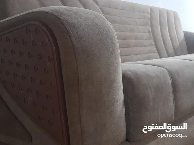 كنبة ثلاثية تركية بي حالة جيدة