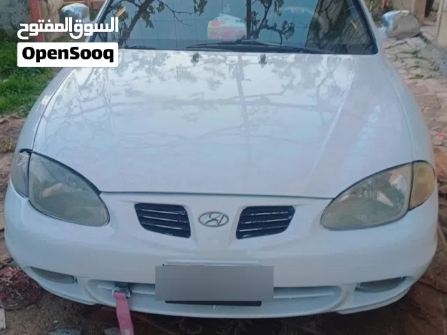 1999, هيونداي, افانتي, Standard