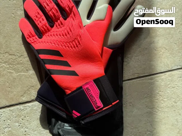 Adidas predator football/soccer goalkeeper gloves