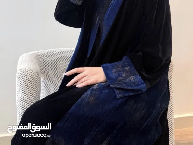 عبايات تفصيله مختلفه