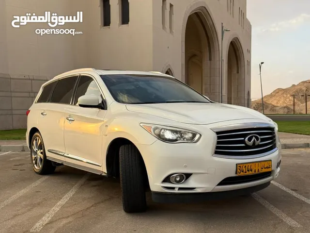 Used Infiniti QX60 in Buraimi