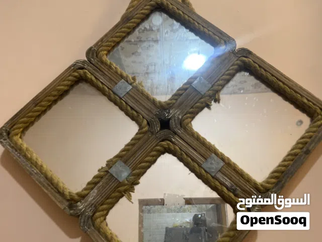 مرايا ديكور خشب ثقيله وقويه كلشش