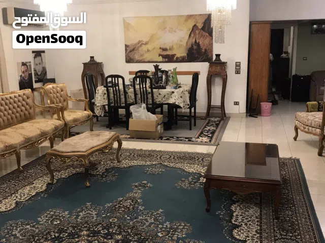 250 m2 3 Bedrooms Apartments for Rent in Cairo Al Manial