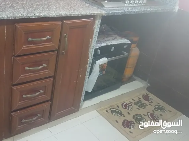 دولاب مطبخ إستعمال نظيف المكان طرابلس