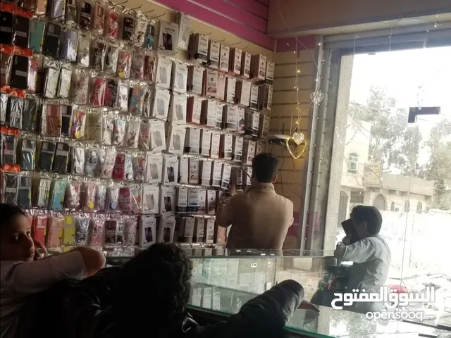 محل جوالات للبيع او للتقبيل جاهز بكل شي