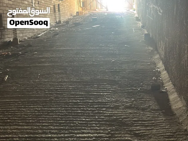 للايجار مخزن غذائي في الشويخ 700 متر