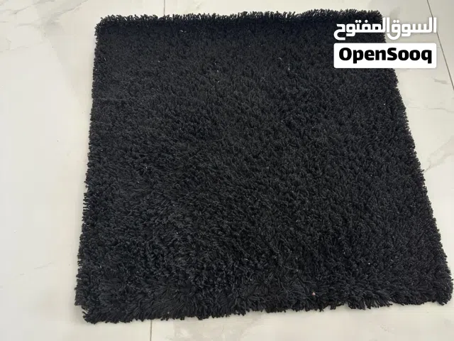 سجاد وبره عاليه من ايكيا قطع عدد 2 قياس 85x85 cm لون اسود