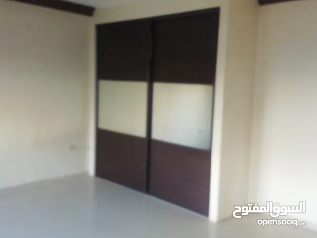 شقة طابقية للبيع في  دير غبار