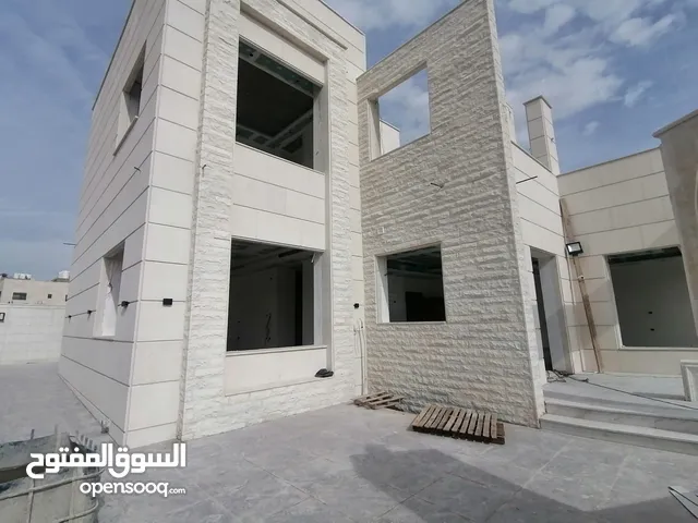 600 m2 More than 6 bedrooms Villa for Sale in Amman Al Bnayyat