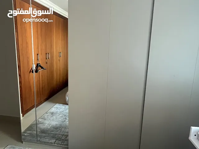 خرانة فخمة 3 ابواب