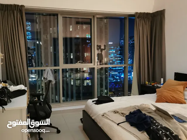 77 m2 1 Bedroom Apartments for Sale in Dubai Downtown Dubai