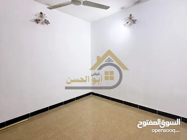 370 m2 4 Bedrooms Townhouse for Rent in Basra Jubaileh