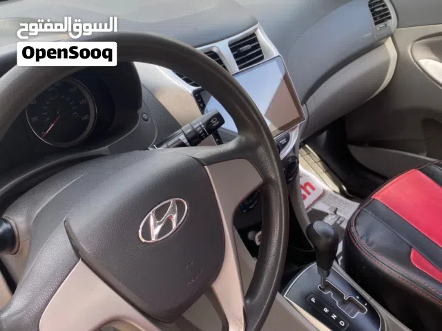2016 هيونداي اكسنت SE