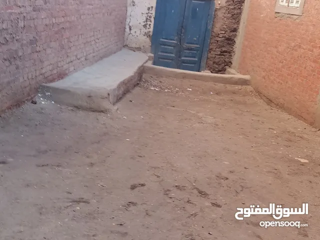 منزل قيراط 175 متر بالطين