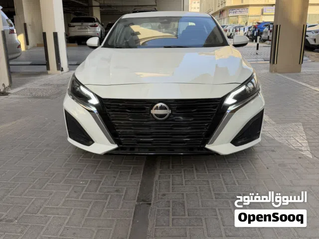 Used Nissan Altima in Sharjah
