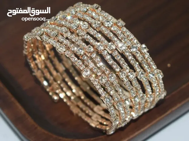 اسوارة نسائية أنيقة - فري سايز - جديدة - توصيل مجاني داخل مكة