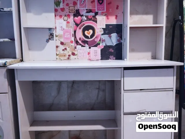 ميز دراسه مستعمل قليل سعره 35