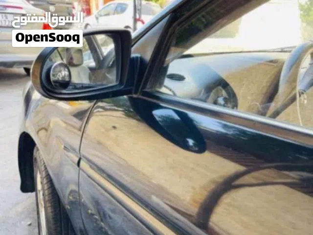 2010, هيونداي, فيرنا, Standard