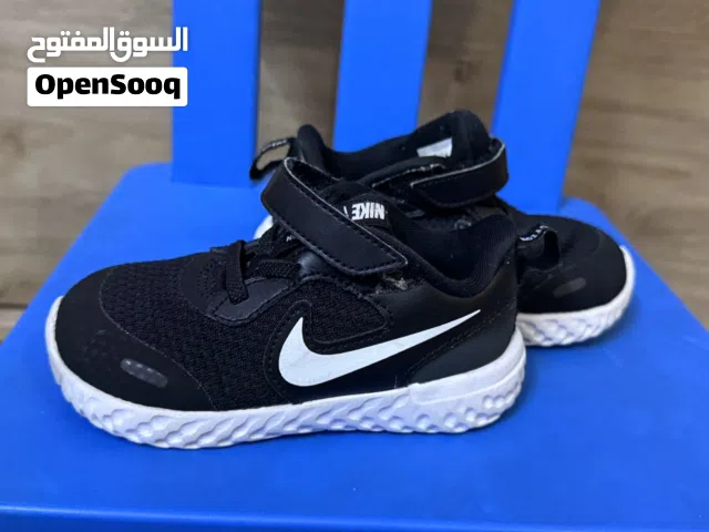 Nike very good condition. Size EUR 25