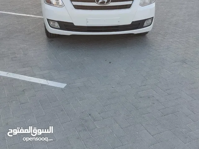 هنداي H1 وارد كوري