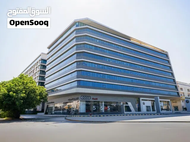 مكتب فاخر شبه مفروش في الفردان هايتس العذيبة الجنوبية موقع استراتيجي- شهرين مجانا