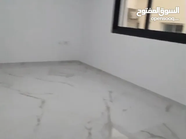 مكتب طبيب للإيجار في مجمع les janquilles النصر 2