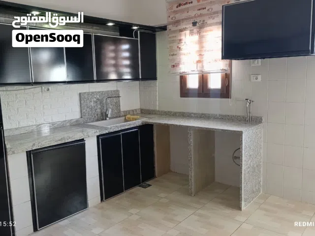 200 m2 3 Bedrooms Apartments for Rent in Tripoli Souq Al-Juma'a