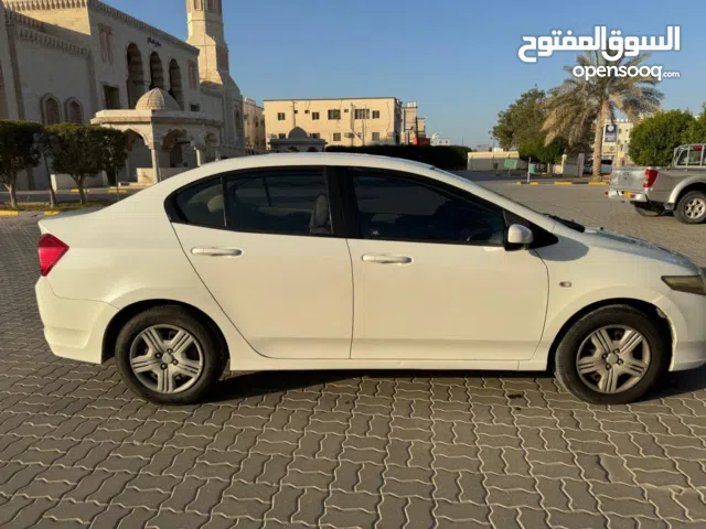 HONDA CITY 2013 CLEAN&NEAT