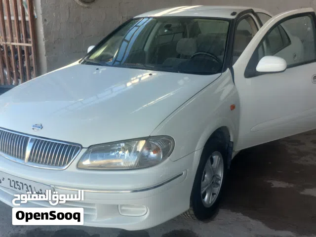 2001 نيسان صني SL