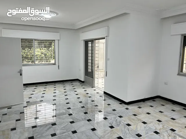 300 m2 4 Bedrooms Townhouse for Rent in Amman Shmaisani