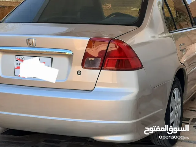 أضوية خلفية كاملة هوندا سيفيك من موديل 2001.ل 2005 الموقع/ السلط /صويلح